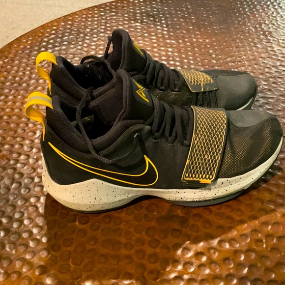 Nike Pg1 Pg Black University Gold Nike Shoes Nike Pg Paul George